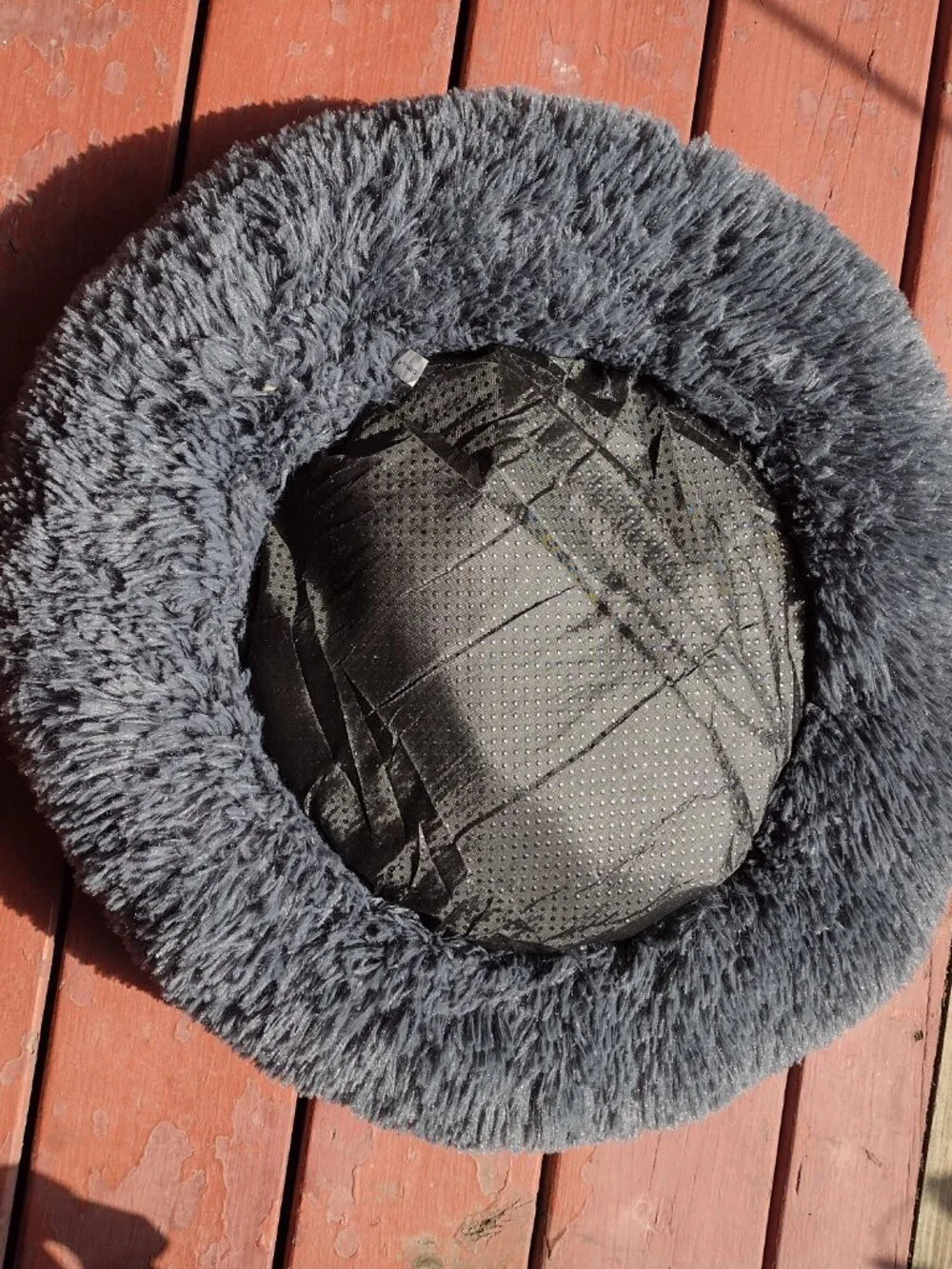 Whiskers & Friends Cat Beds for Indoor Cats, Fluffy Calming Donut Cat Bed